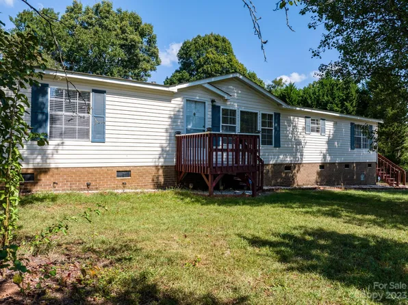 3352 Bendwood Rd, Newton, NC 28658