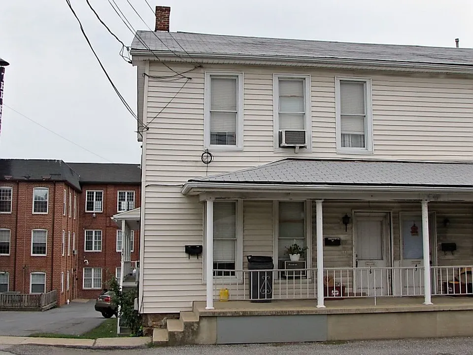 45 E Forrest Ave