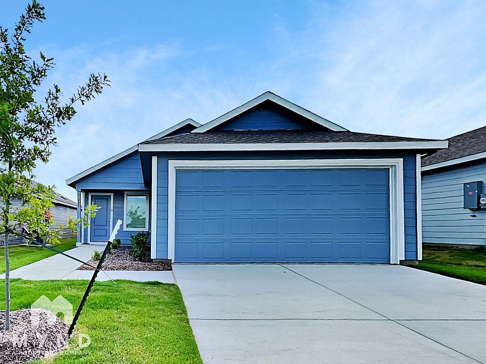 1st image of 205 Poplar Pl