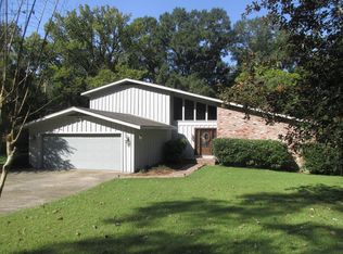 30 Indian Hills Cir, Vicksburg, MS 39180