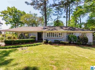 2025 Hickory Rd, Vestavia Hills, AL 35216