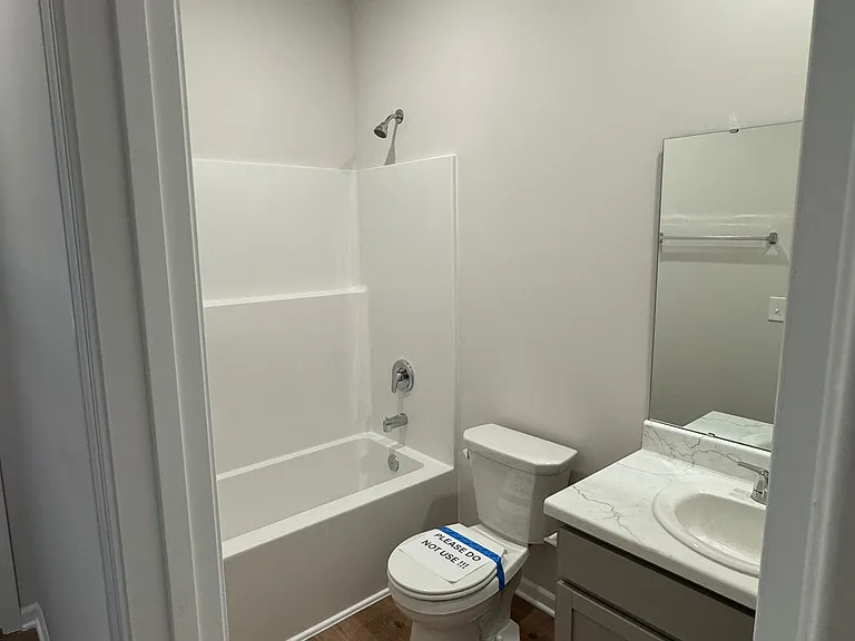 893 N Buckeye St — Photo 12