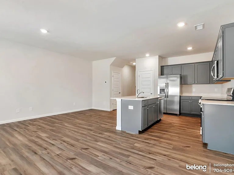 2735 Winn Mill Dr — Photo 5
