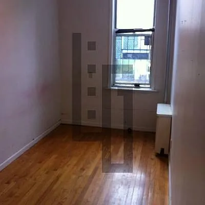 Rented by Loom Group | media 32