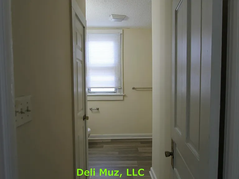 610 Jefferson Ave — Photo 36