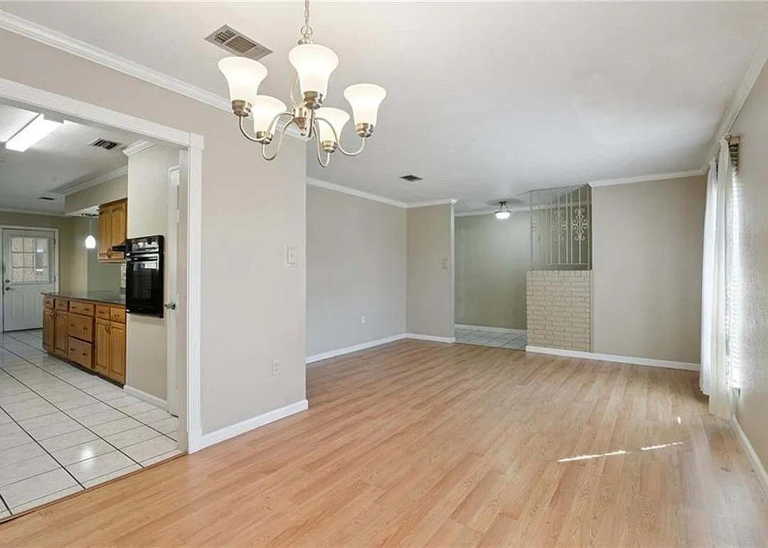 4 bed, 2006 sqft, $2,600 — Photo 4