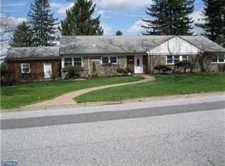 462 Collins Dr, Springfield, PA 19064