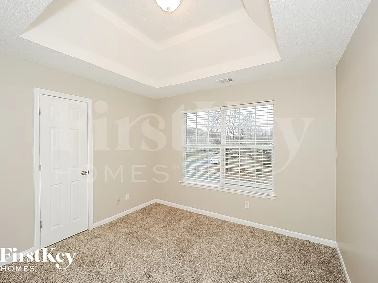 980 Brisley Cir — Photo 13