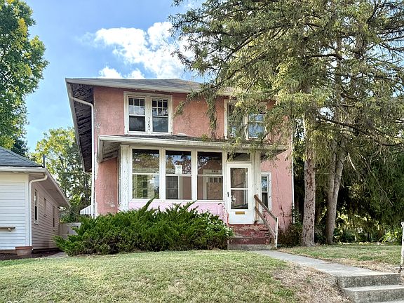 3rd image of 505 W 40th St