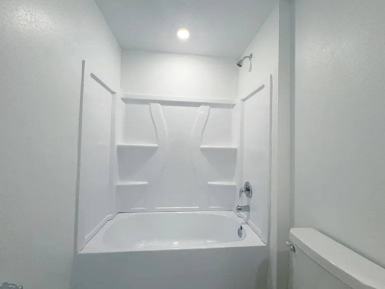 2362 McKinley Dr — Photo 21