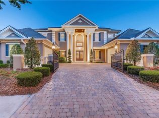 9293 Silverthorn Rd, Seminole, FL 33777