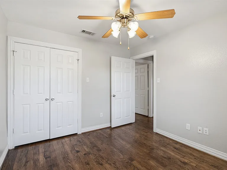 4734A Bradford Dr — Photo 20