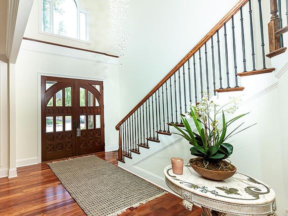 3rd image of 306 Cypress Mill Ct