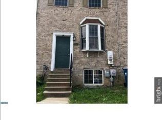 319 Goldsmith Ln, Newark, DE 19702