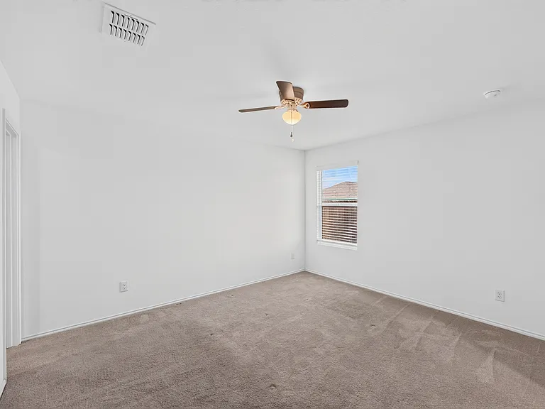 320 Dewberry St — Photo 20