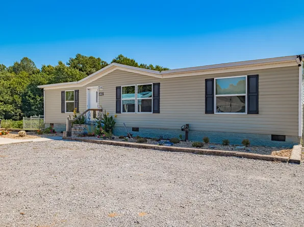8203 Holmes Creek Rd, Smithville, TN 37166