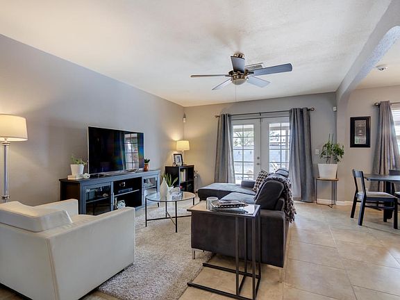 555 N Cheri Lynn Dr-7