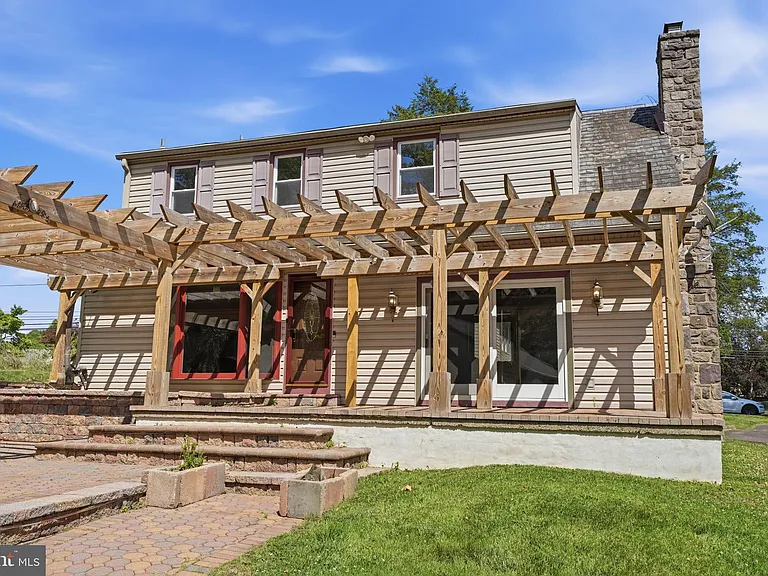 612 Bustleton Pike — Photo 32