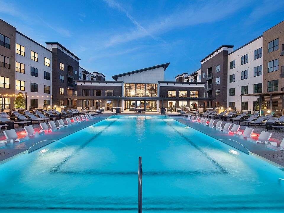 Pool 1