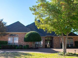 6312 Skylark Cir, North Richland Hills, TX 76180
