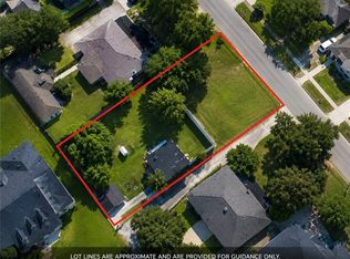 Robichaux Dr, La Place, LA 70068