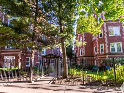 1415 W Farwell Ave APT B2, Chicago, IL, 60626
