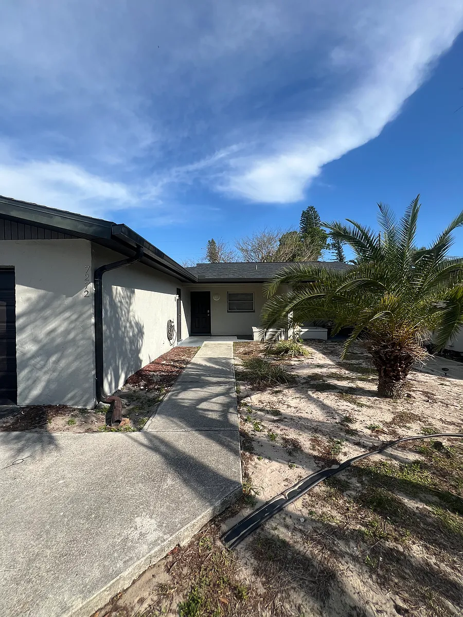Building Photo - 7272 Barragan Rd #7272