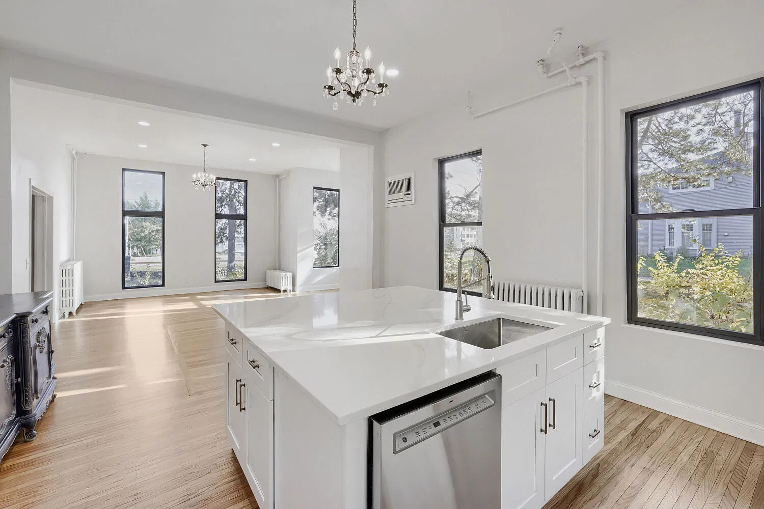 2 bed, 1475 sqft, $2,950 — Photo 1