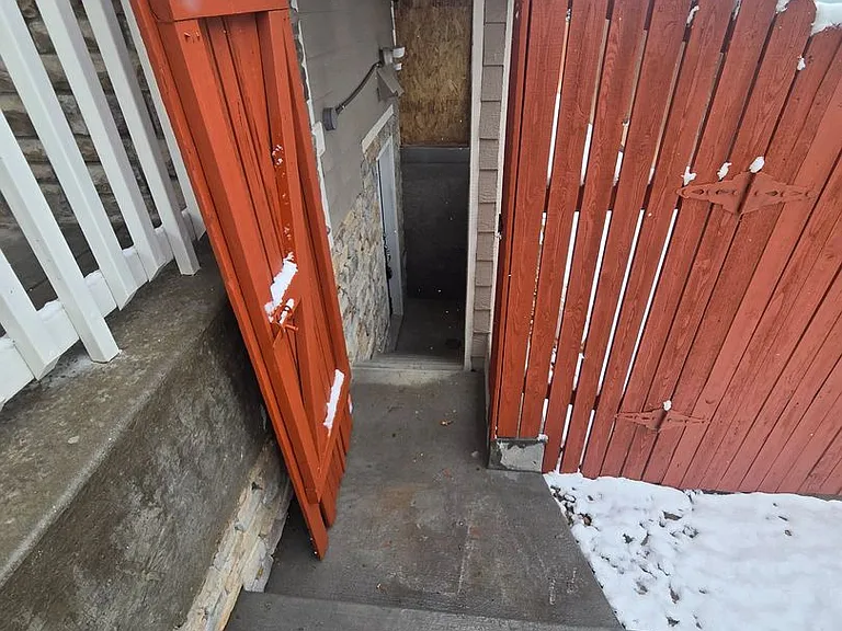 13819 Fillmore St — Photo 20