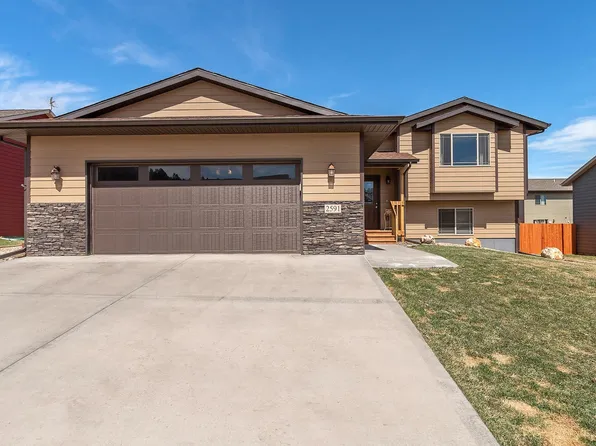 2591 Meadows Dr, Sturgis, SD 57785