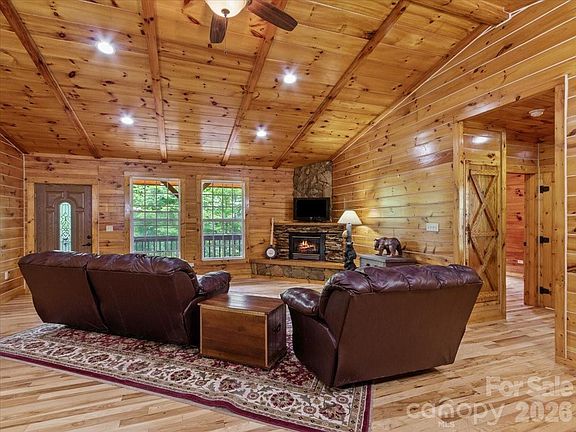 4th image of 439 Upper Pig Pen Rd