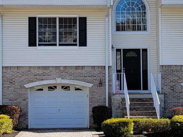 9 Sara Kathryn Way, Waldwick, NJ 07463