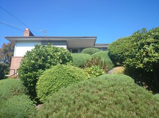 2415 25th Ave W, Seattle, WA 98199