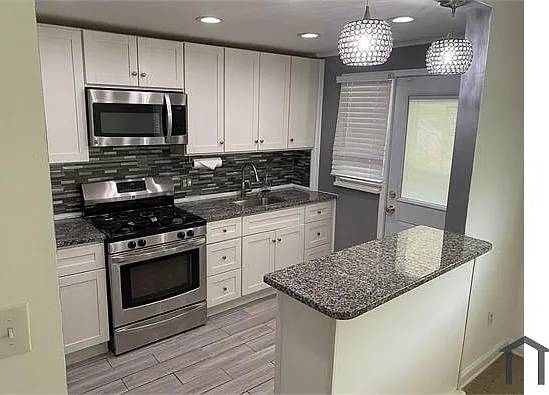 901 Southridge Rd — Photo 5