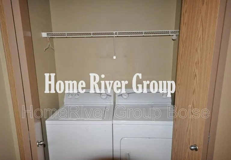 2980 W Acarrera Ln #201 — Photo 6