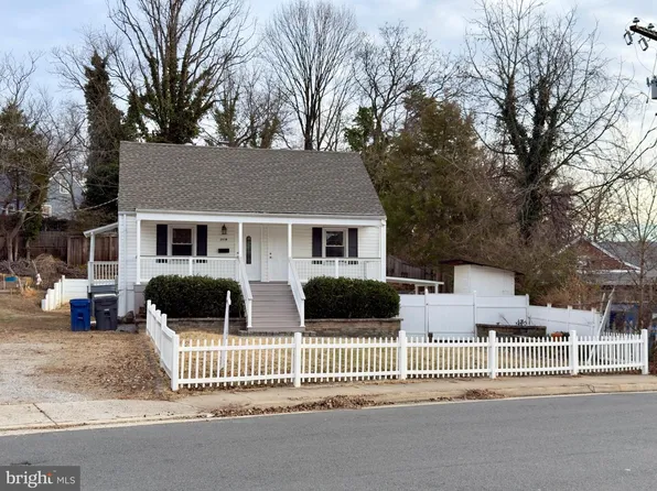 2408 Fairhaven Ave, Alexandria, VA 22303