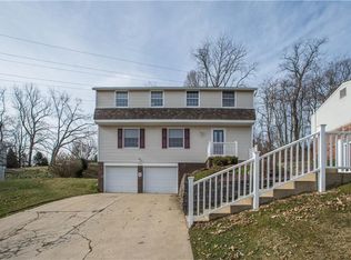 1044 Willow Glen Dr, Bethel Park, PA