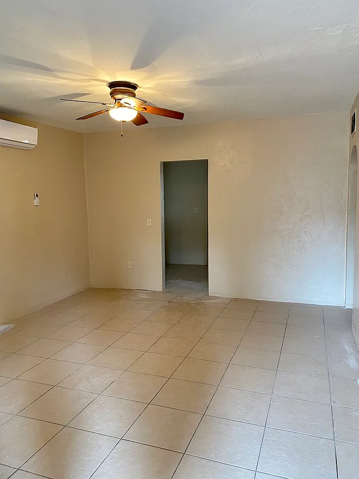 1 bed, 1.0 bath, 676 sqft, $850 — Photo 3