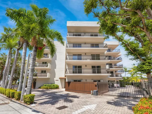 1918 Brickell Ave APT 204, Miami, FL 33129