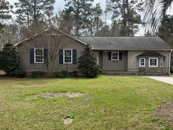 335 Estates Dr, Walterboro, SC 29488