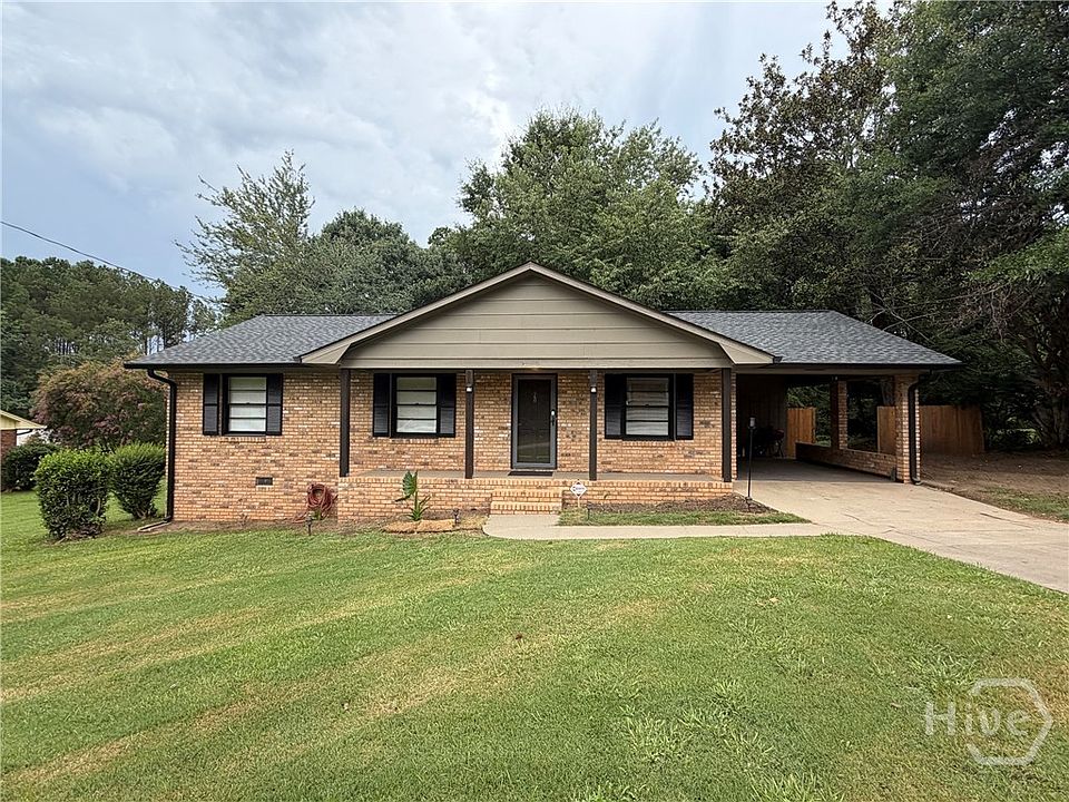 1st image of 260 LeAnn Drive