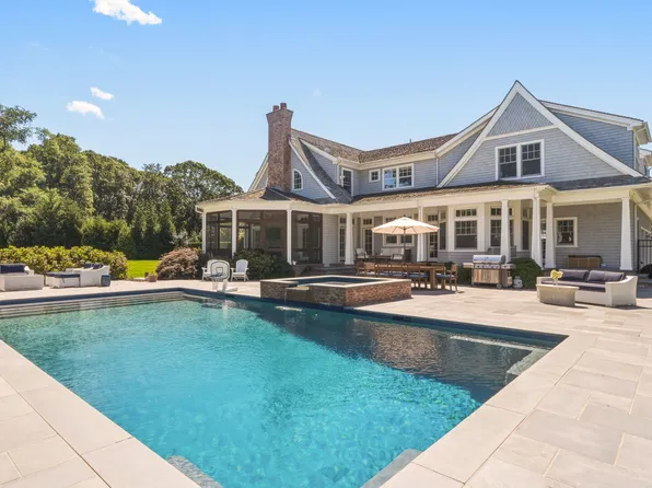200 Deer Run, Southold, NY 11971