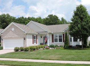 9191 Chatham Cir, North Ridgeville, OH 44039