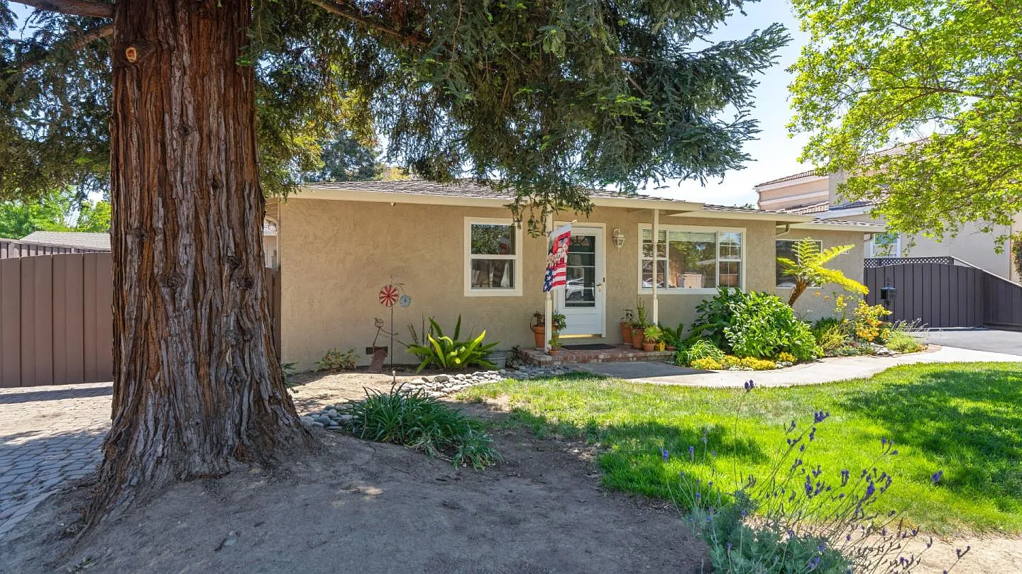 4148 Will Rogers Dr photo 1
