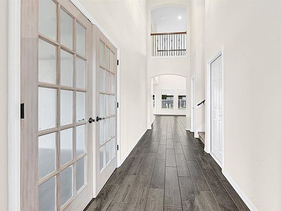 3rd image of 18307 Shallow Hill Ct