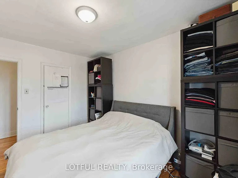 2427 Chasseur Ave #B — Photo 7