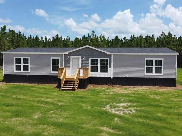 5240 Owens Rd, Blackshear, GA 31516