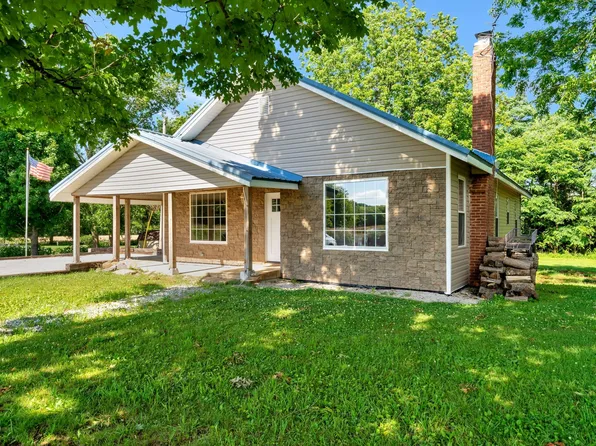 2671 Francisco Rd, Huntland, TN 37345