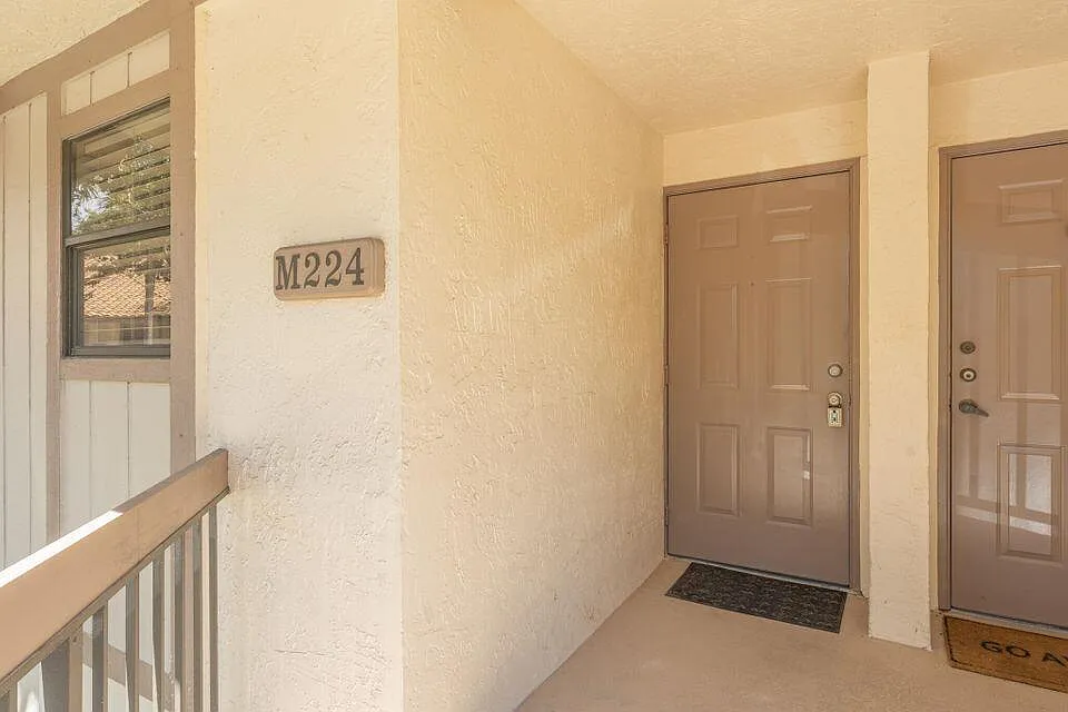 2 bed, 920 sqft, $2,500 — Photo 4