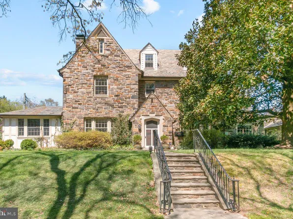 2 E Highfield Rd, Baltimore, MD 21218